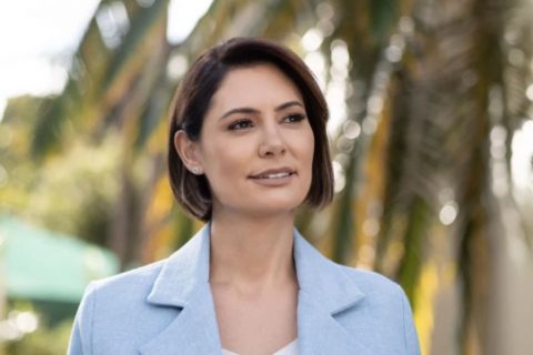 Após expor atrito com Flávio, Michelle nega ‘briga’ e diz que vão ‘trabalhar juntos’