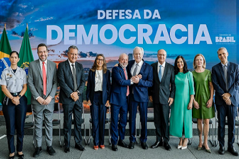 No aniversário de 3 anos do 8 de Janeiro, Lula veta PL da Dosimetria, que beneficiaria Bolsonaro
