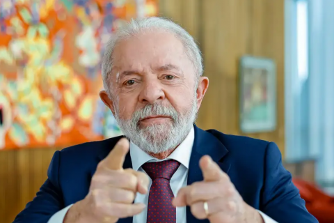 Lula zera impostos sobre diesel e taxa exportação de petróleo em resposta à alta internacional